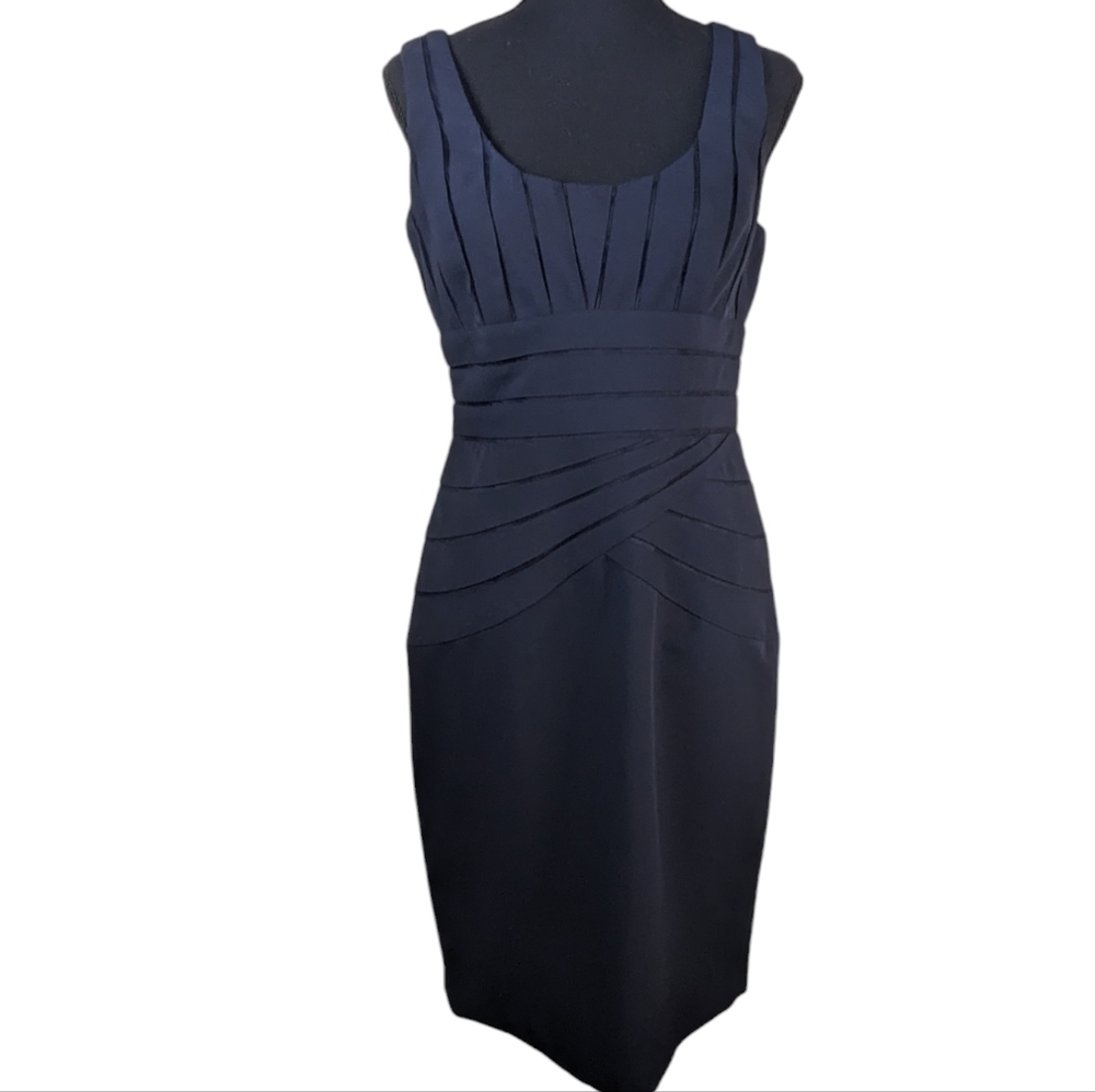 Adrianna Papell sheath ruched midi dress navy blue in great condition.  8